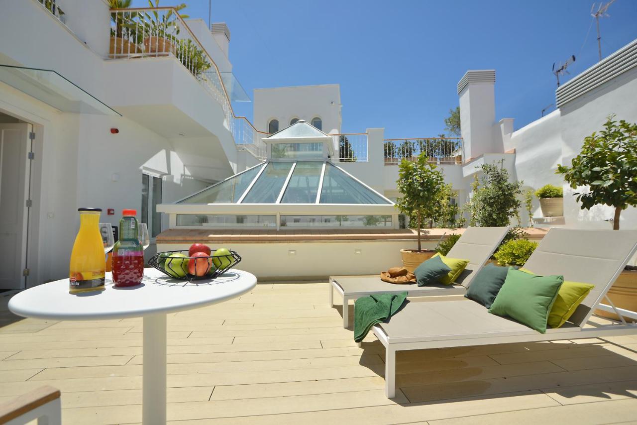 Plaza Mina Suites - Adults Recommended By Luxury Suites Cádiz Buitenkant foto Rooftop terrace