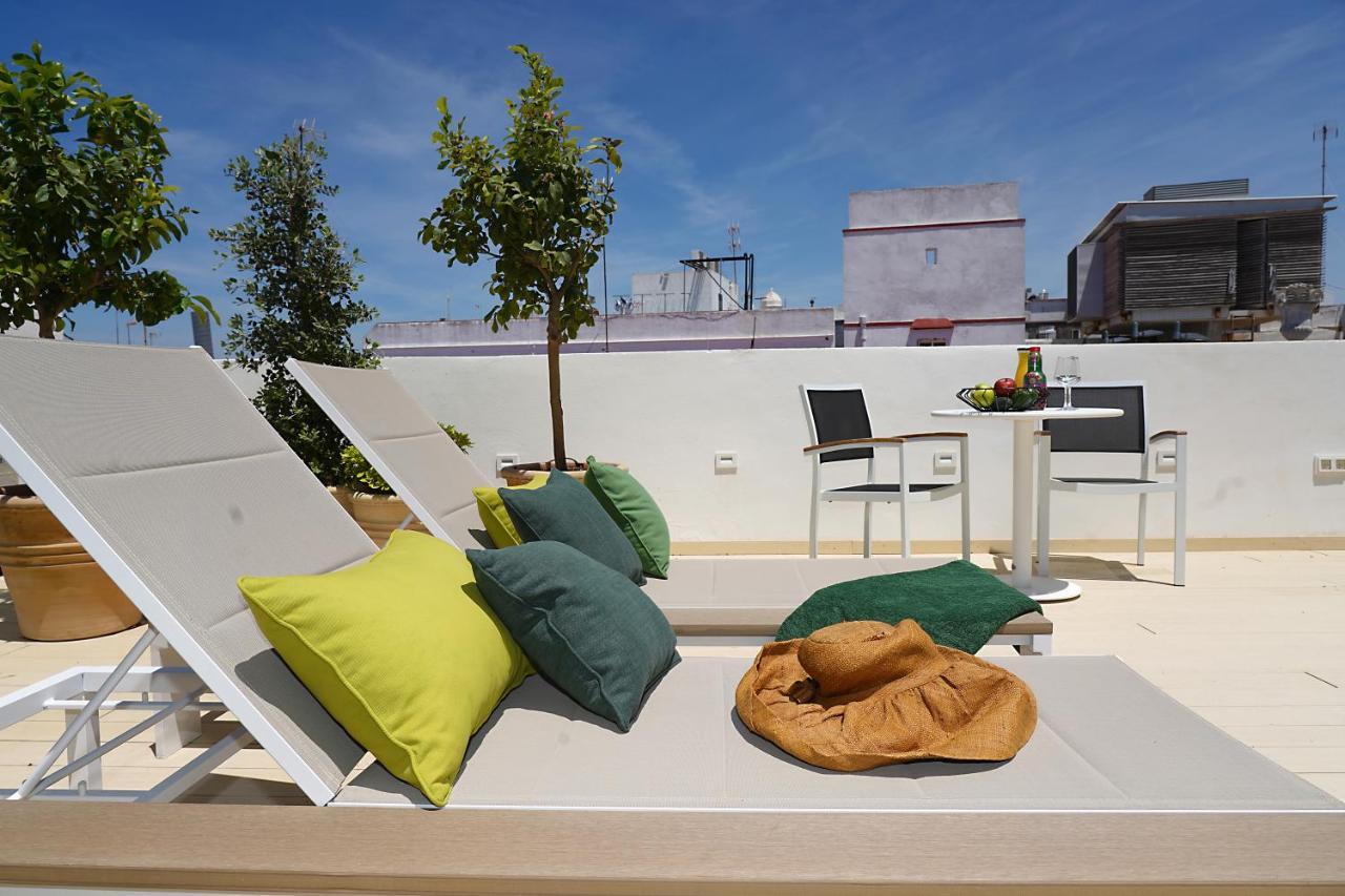 Plaza Mina Suites - Adults Recommended By Luxury Suites Cádiz Buitenkant foto Rooftop terrace
