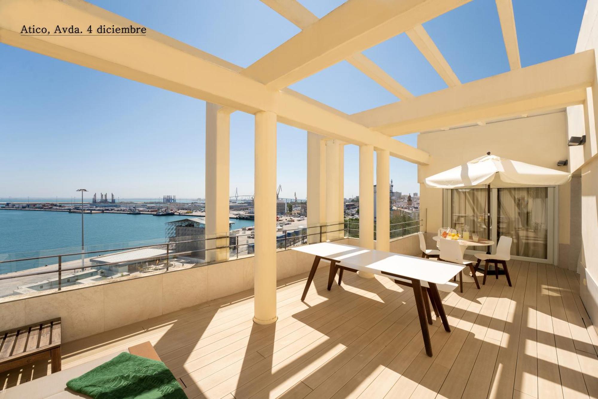Plaza Mina Suites - Adults Recommended By Luxury Suites Cádiz Buitenkant foto